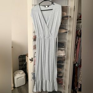 Stripe white and blue dress brand is caution to the wind size large